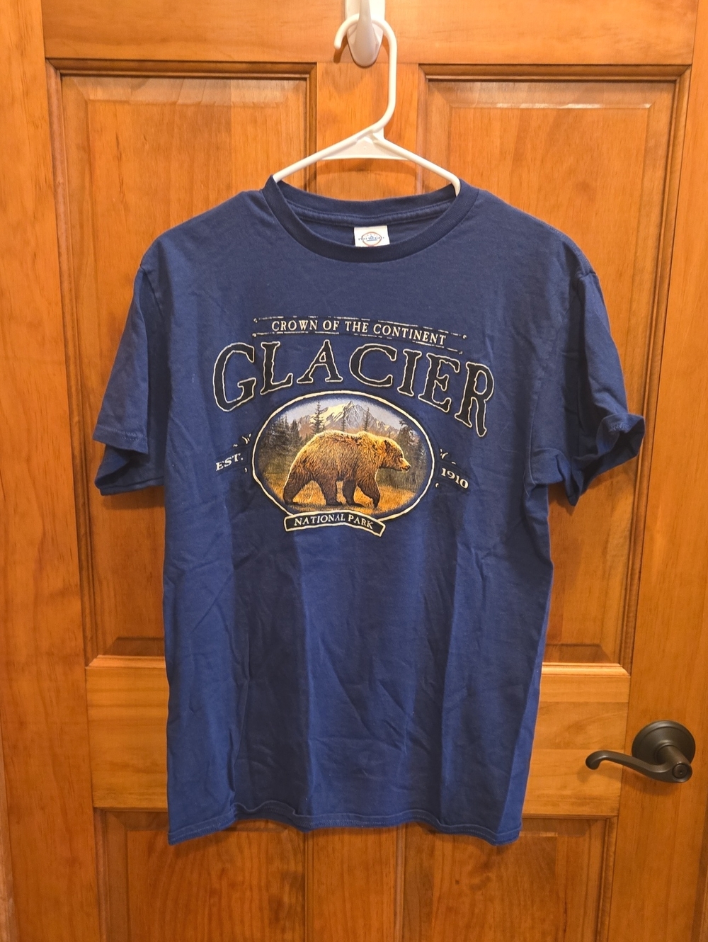 Delta Men’s Glacier Graphic Tee in Navy Blue